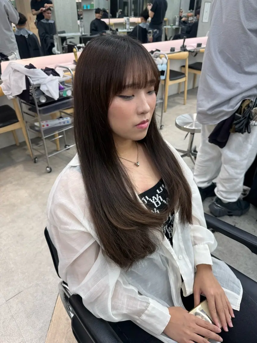 ロング カラー パーマ キッズ レイヤーカット 栄💗レイヤー｜ショ ートカット｜haruのヘアスタイル