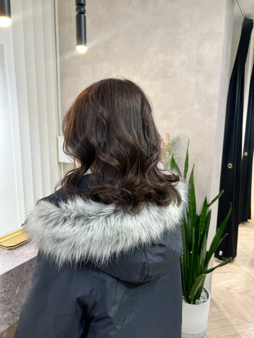 ミディアム カラー 透明感カラー トリートメント 茂木 未海のヘアスタイル
