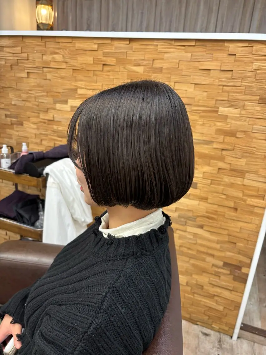 ショート ボブ Yunoka/切りっ ぱなし/顔まわりのヘアスタイル