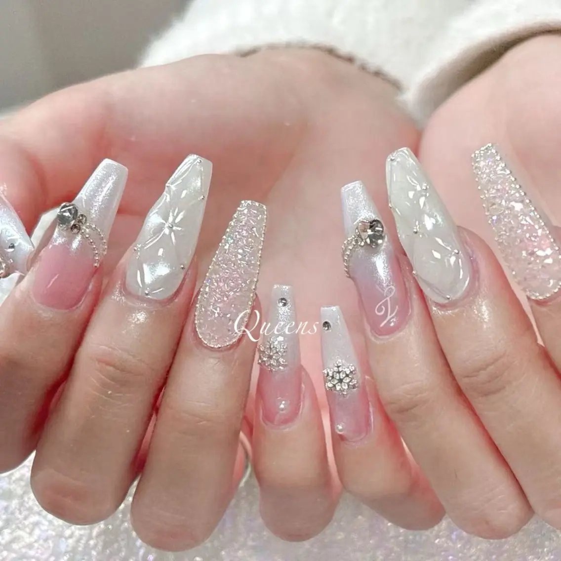 ネイル ハンドネイル Queens マオのネイルデザイン