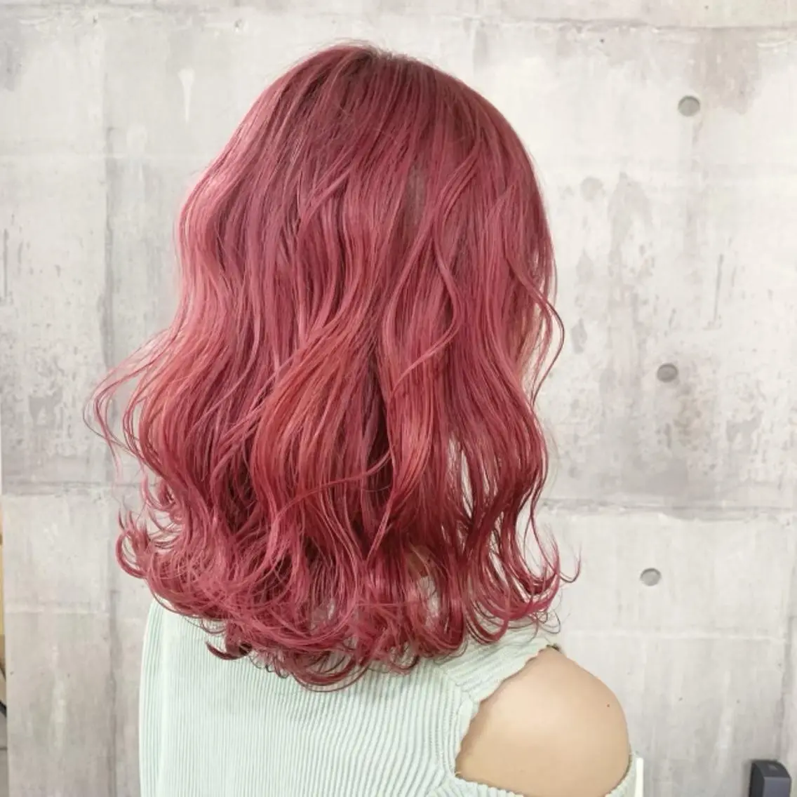 セミロング カラー パーマ ヘアアレンジ メンズ キッズ ネイル マツエク・マツパ アイブロウ ショートボブ メンズバレイヤージュ メンズブリーチ メンズハイライト メンズハイトーン Eirデザイナーズ サロン茶屋町tomoのヘアスタイル