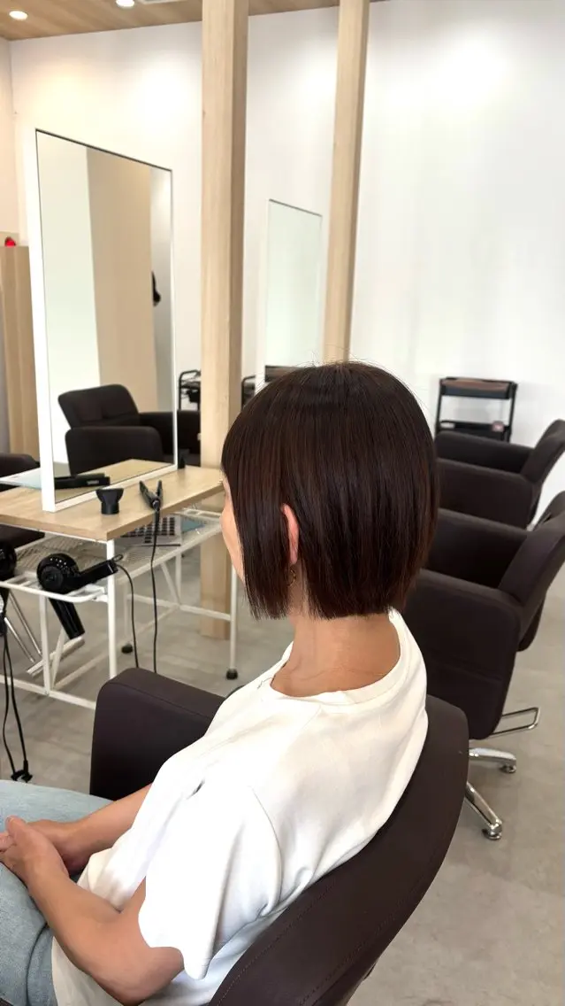ショート 切りっぱなしボブ ボブ Agu. / KAEDEのヘアスタイル