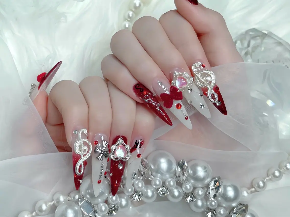 ネイル アニマル柄 べっ甲ネイル ブルー ボルドー ブラウン ハンドネイル Rin Nail 新大久保店のネイルデザイン