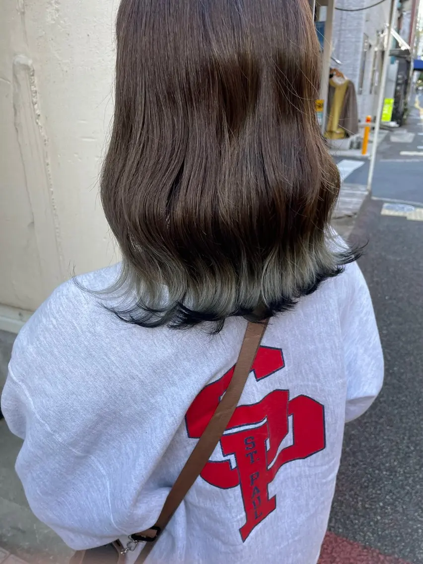 ミディアム カラー 吉村 夏椰のヘアスタイル