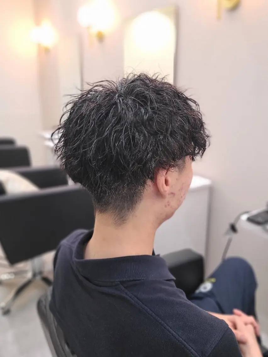 ショート パーマ メンズ カット パーマ 桐島 令奈のヘアスタイル