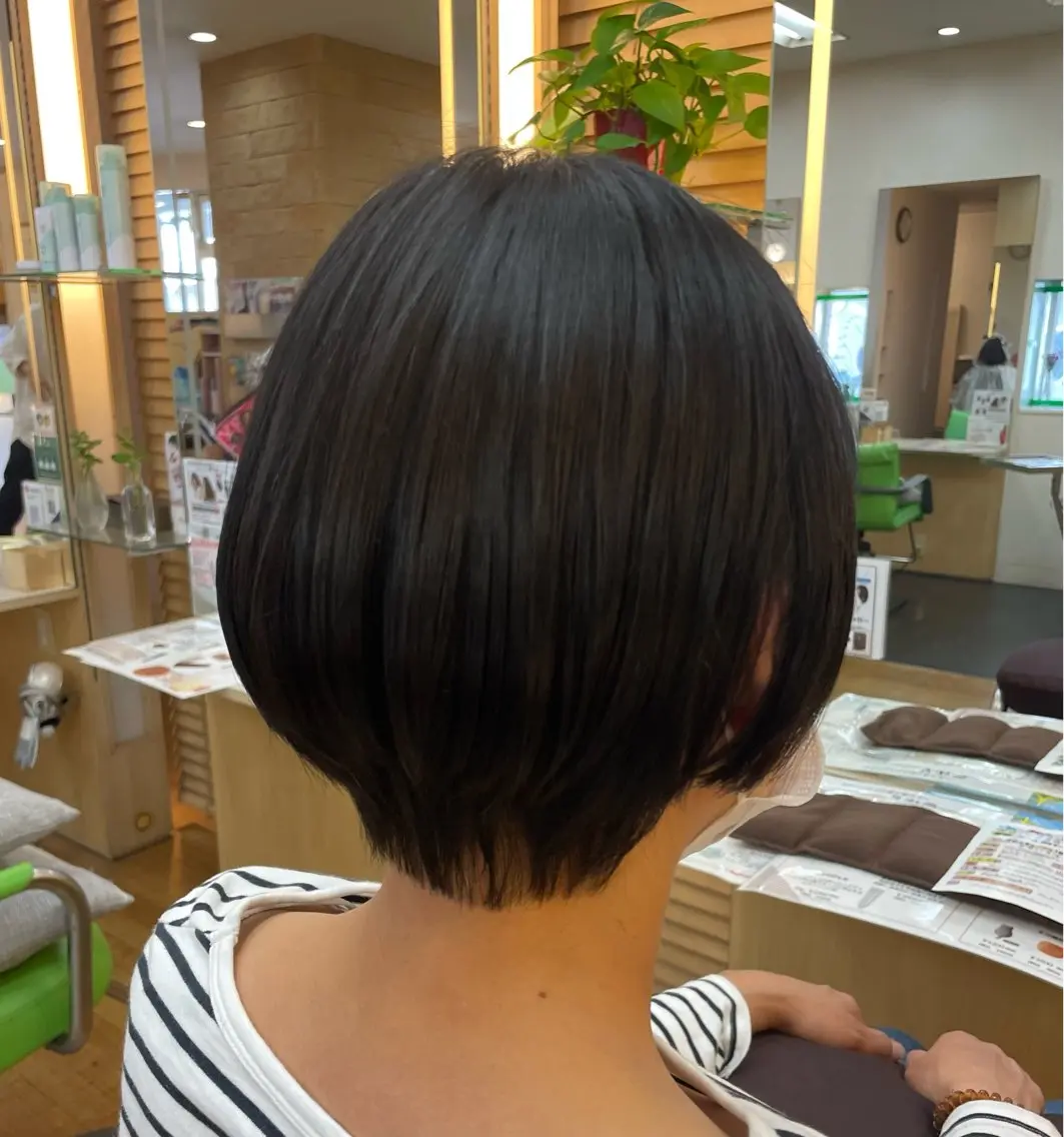 ショート カット 植野 陽菜のヘアスタイル