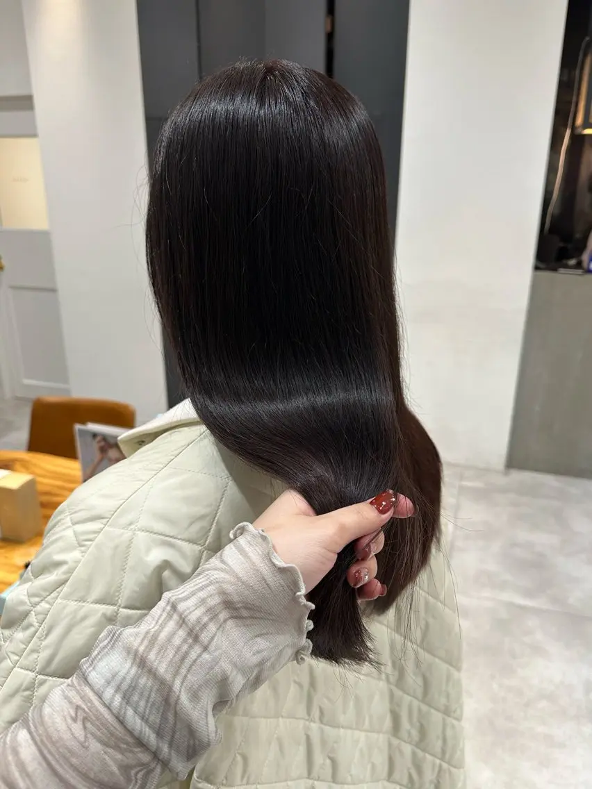 カラー 藤川 玲亜のヘアスタイル