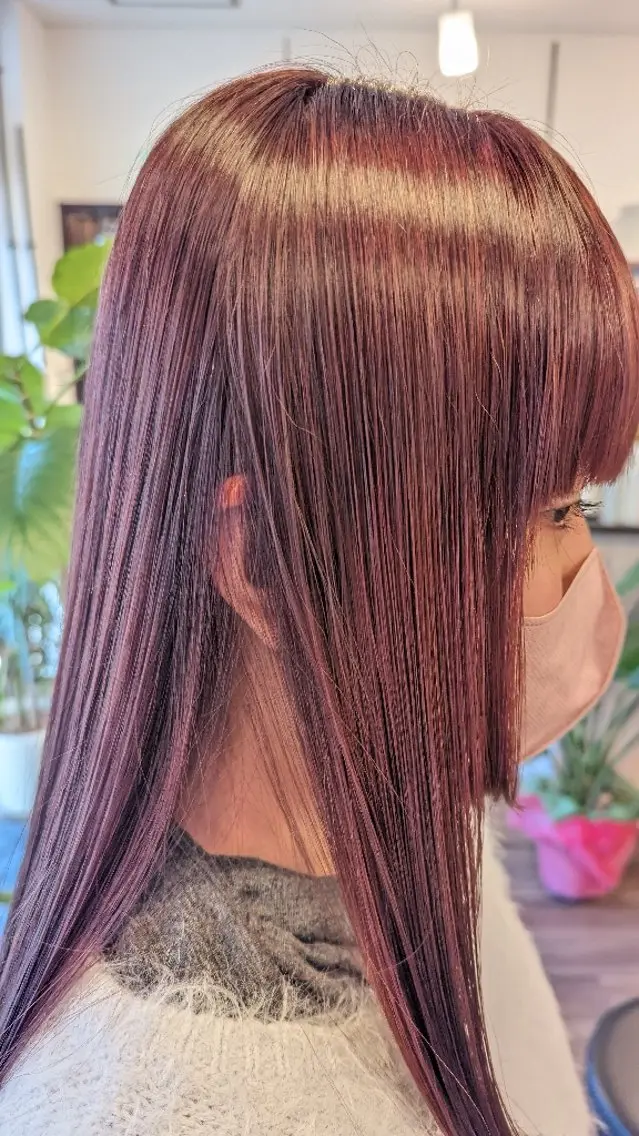カラー ピンクカラー トータル   ビューティー アイズのヘアスタイル