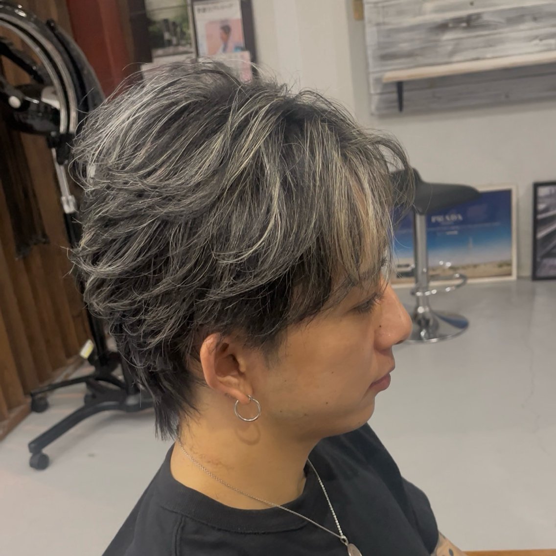 メンズ メンズバレイヤージュ フェードカット メンズハイライト メンズハイトーン メンズメッシュ ヘアカラー gdobant 修平のヘアスタイル