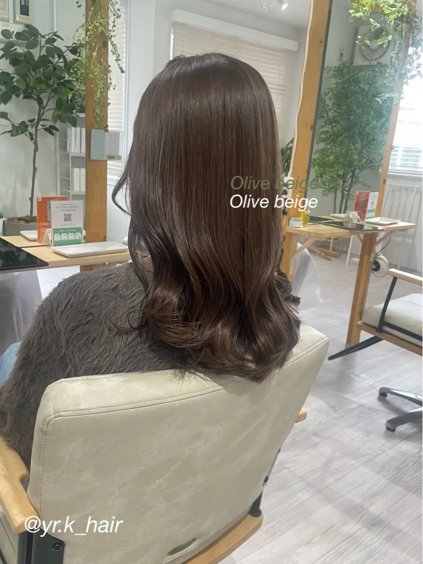 セミロング カラー 赤味消し.髪質改善 🌿𝘠𝘜𝘙𝘐のヘアスタイル