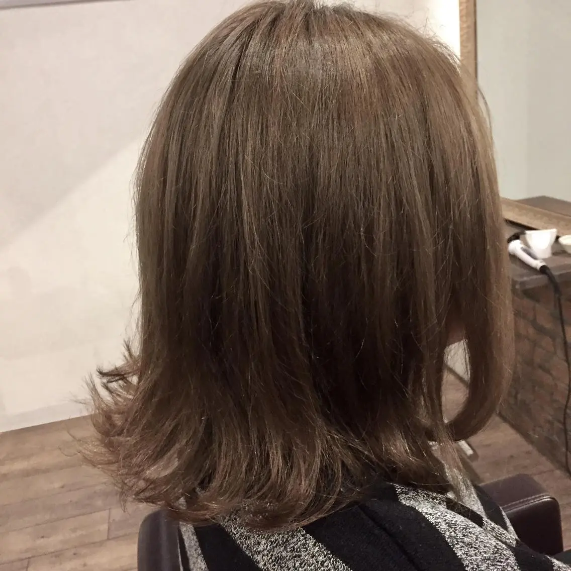 ミディアム カラー ブリーチ 美髪・艶髪特化美容師 RYOJIのヘアスタイル