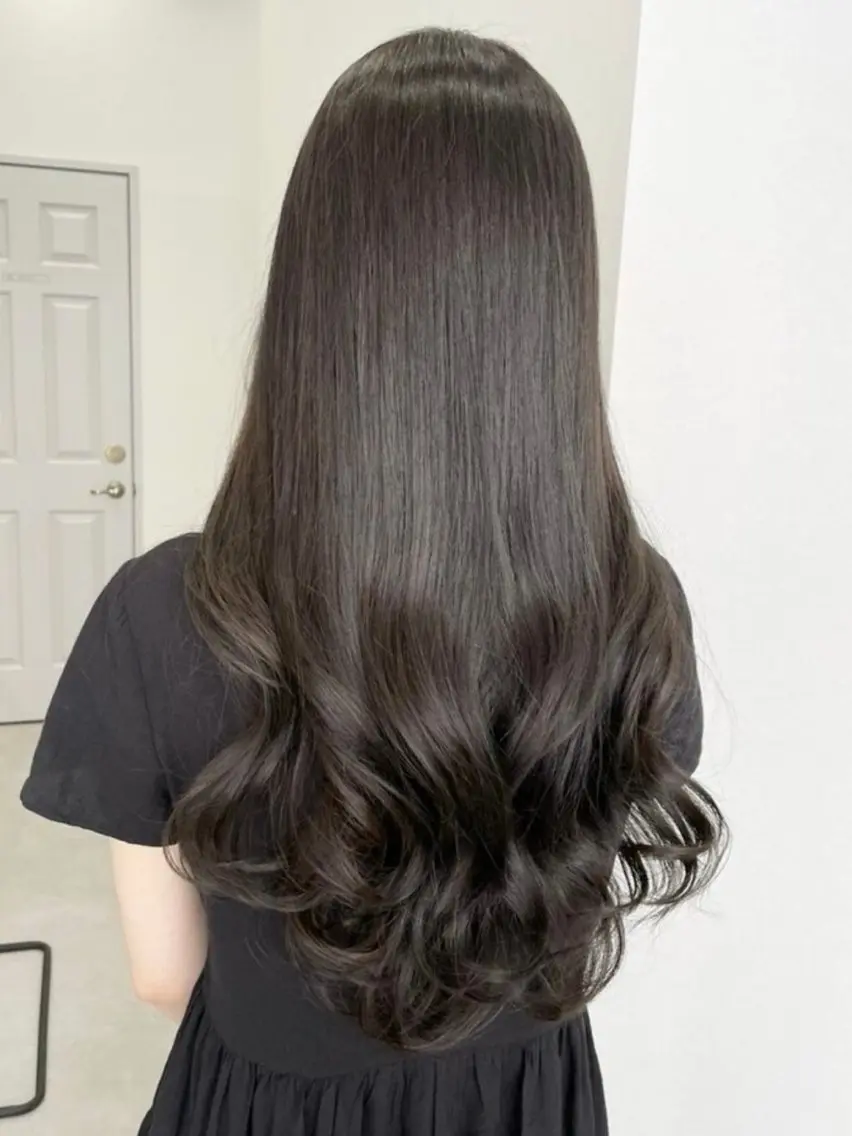 ロング カラー ヘアカラー トリートメント ゆうか🐈‍⬛ /SOYON土橋2号のヘアスタイル