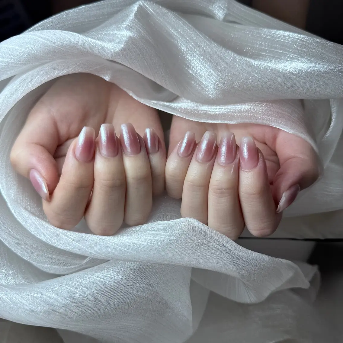 ネイル チークネイル フレンチネイル グラデーション 韓国ネイル マグネットネイル ハンドネイル Hana Nailのネイルデザイン