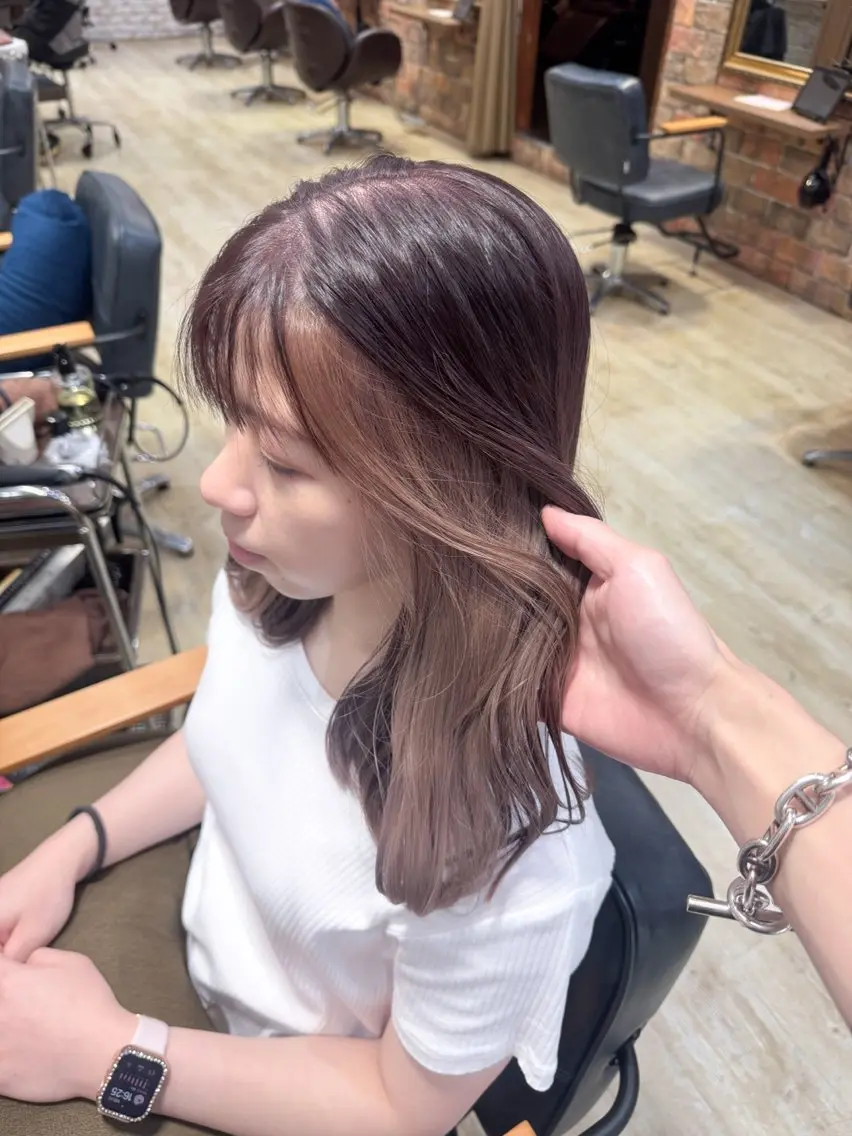 セミロング ヘアカラー 古川 流久のヘアスタイル