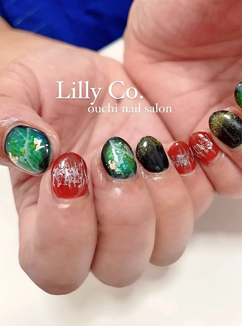 ネイル アートネイル ジェルネイル キラキラネイル マグネットネイル ハンドネイル ハンドケア Lilly Co.のネイルデザイン
