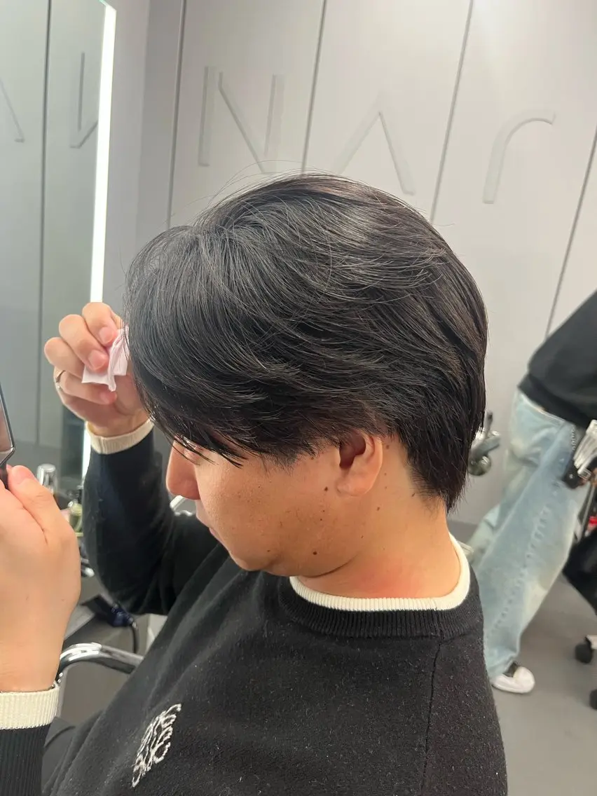 メンズ アイカ🐺 メンズ韓国ヘアのヘアスタイル