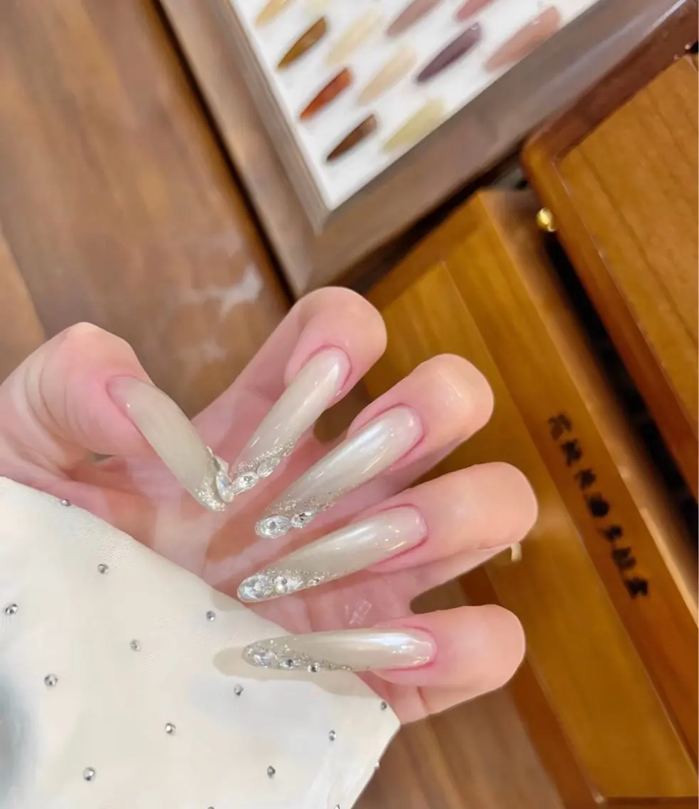 ネイル ハンドネイル U.mi Nail Salonのネイルデザイン