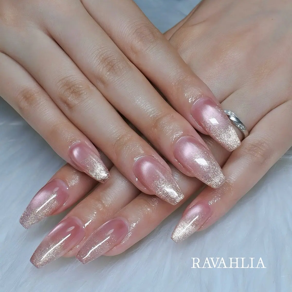 ネイル ハンドネイル nail room RAVAHLIAのネイルデザイン