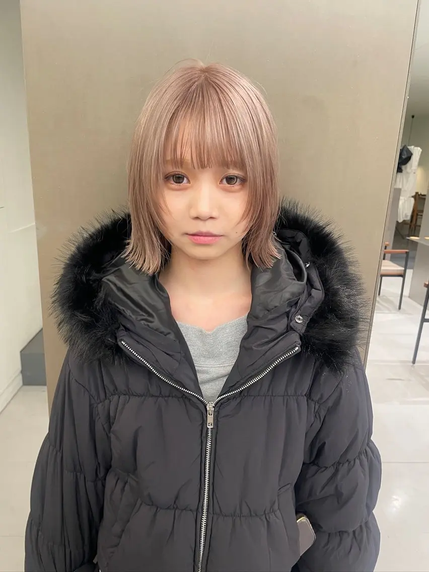 ショート 顔まわりレイヤー🪐 chiakiのヘアスタイル