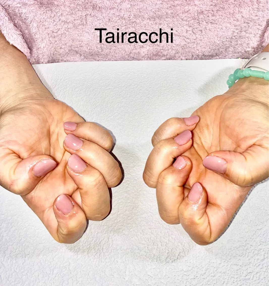 ネイル ピンク ショートネイル ハンドネイル Tairacchi タイラッチのエステ・リラクイメージ