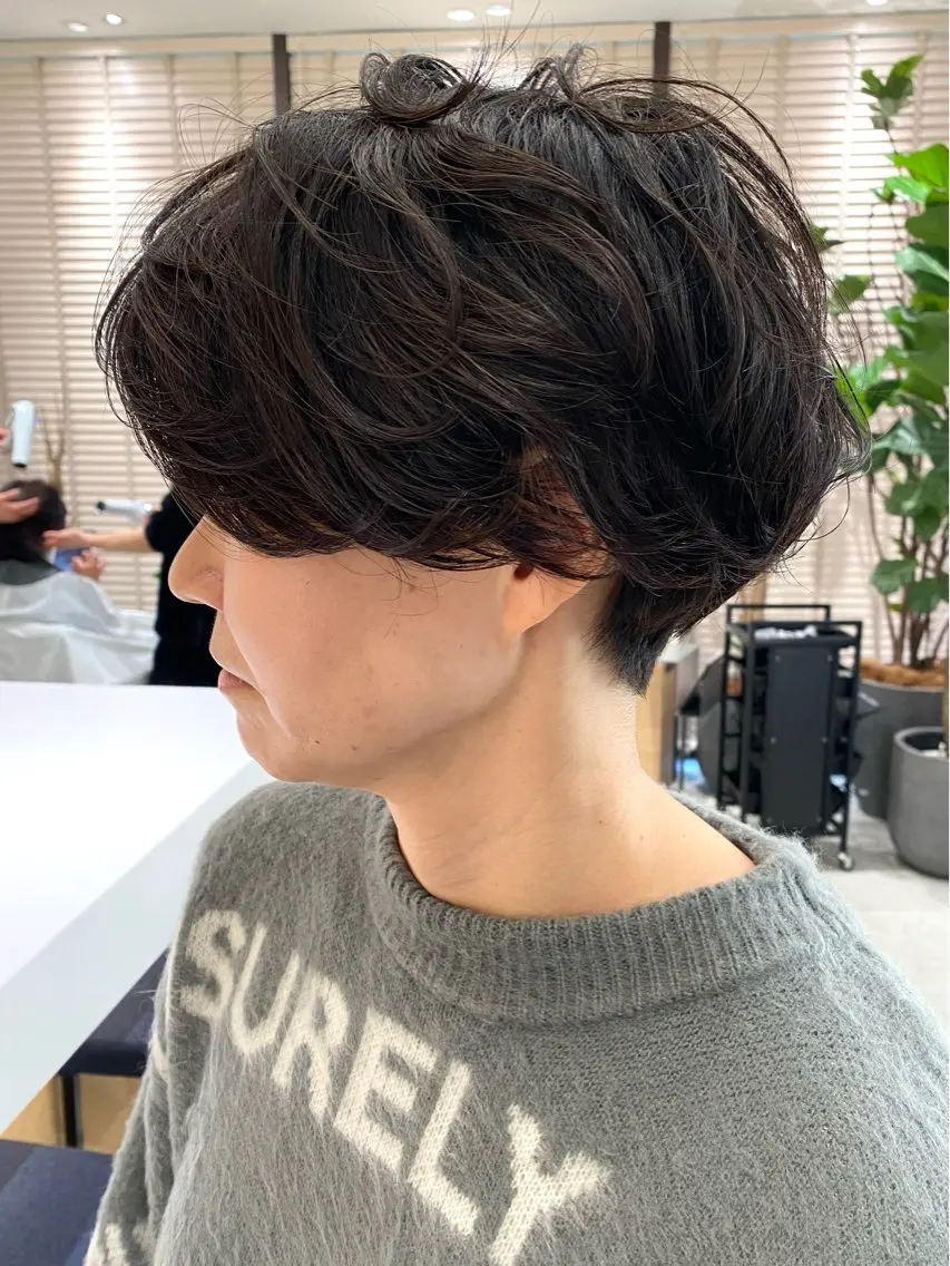 ショート パーマ 平沢 真司のヘアスタイル