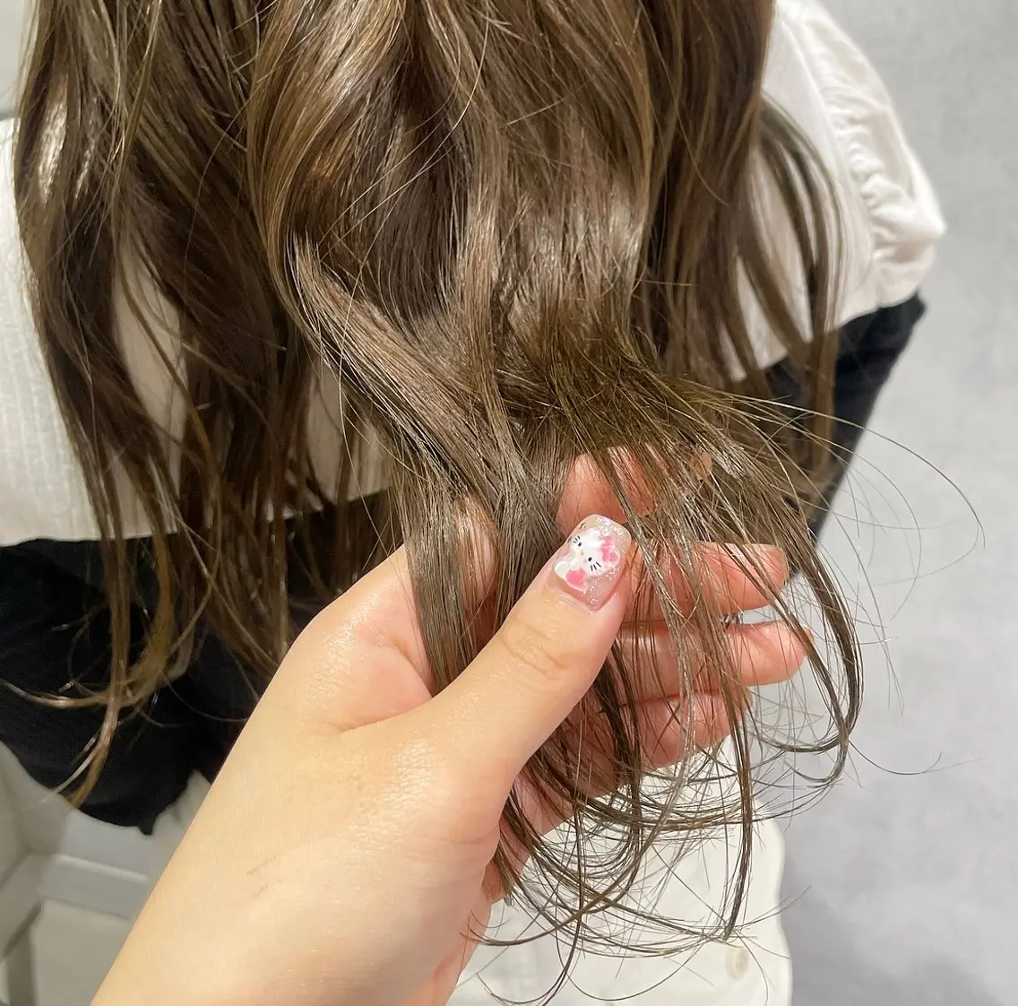 ミディアム カラー 透明感カラー yumemiレイヤー ✴︎ 透明感カラーのヘアスタイル