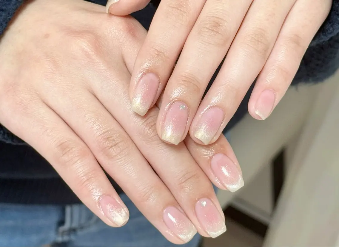 ネイル アートネイル オーロラネイル チークネイル フレンチネイル ガラスフレンチ ハンドネイル 🎀🎀YooLi Nail Salonのネイルデザイン