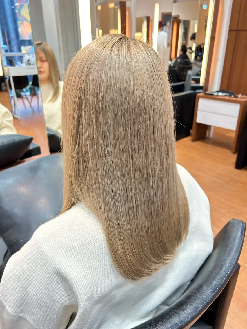 セミロング カラー 髪質改善 縮毛矯正×髪質改善 カラー×クロスパーマのヘアスタイル