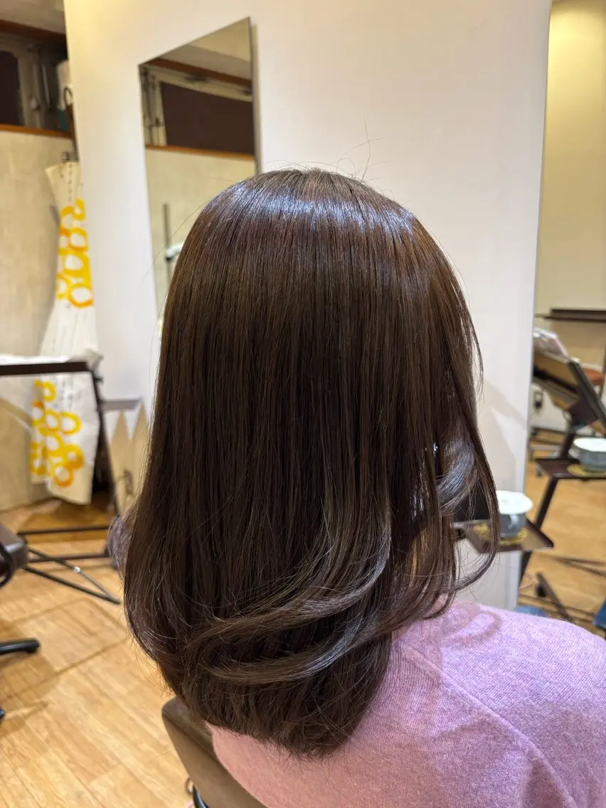 ミディアム レイヤーカット カット ヘアカラー トリートメント レイヤー/髪質改善 山口 恋のヘアスタイル