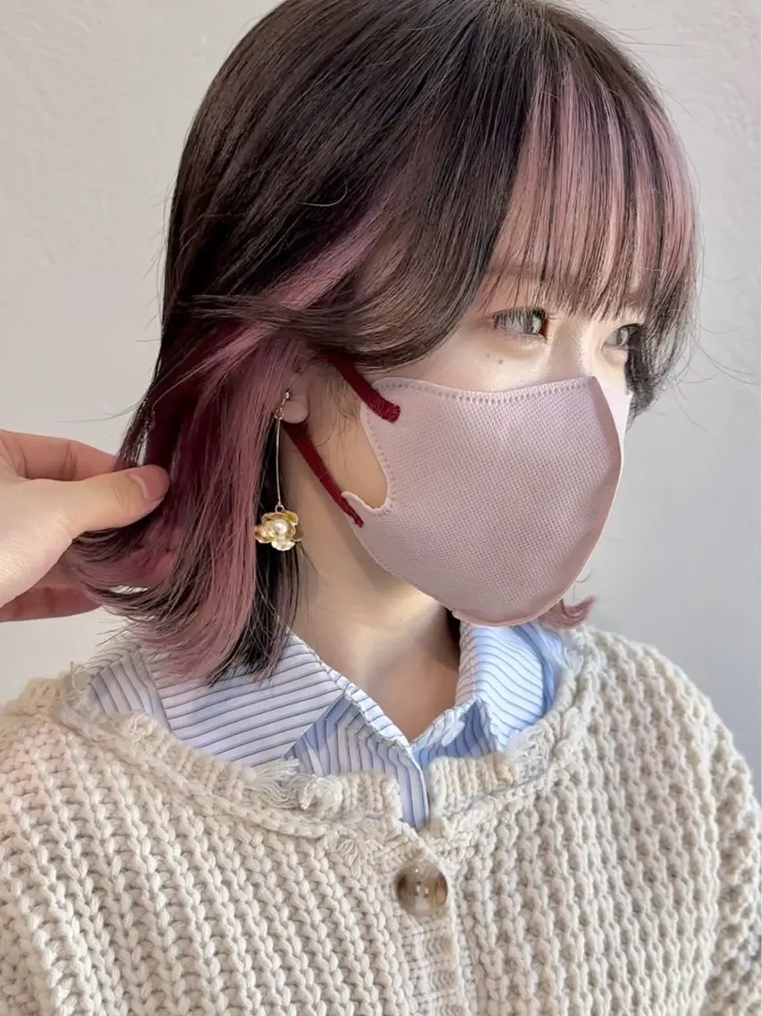 ミディアム カラー ブリーチ ケアブリーチ インナーカラー ピンクカラー ボブ カット ヘアカラー トリートメント インナーカラー/レイ ヤーカット♡/マキシのヘアスタイル