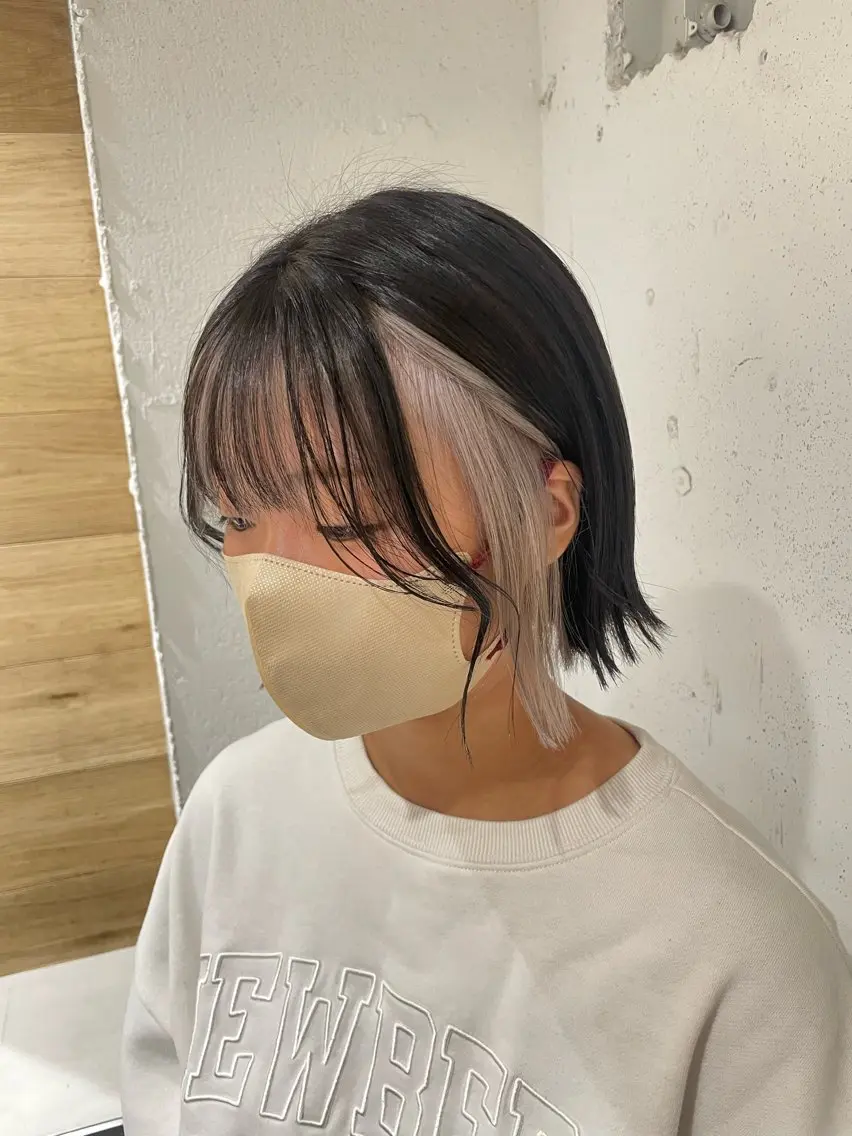 ミディアム ヘアカラー EIGHT サイショ ミズキのヘアスタイル