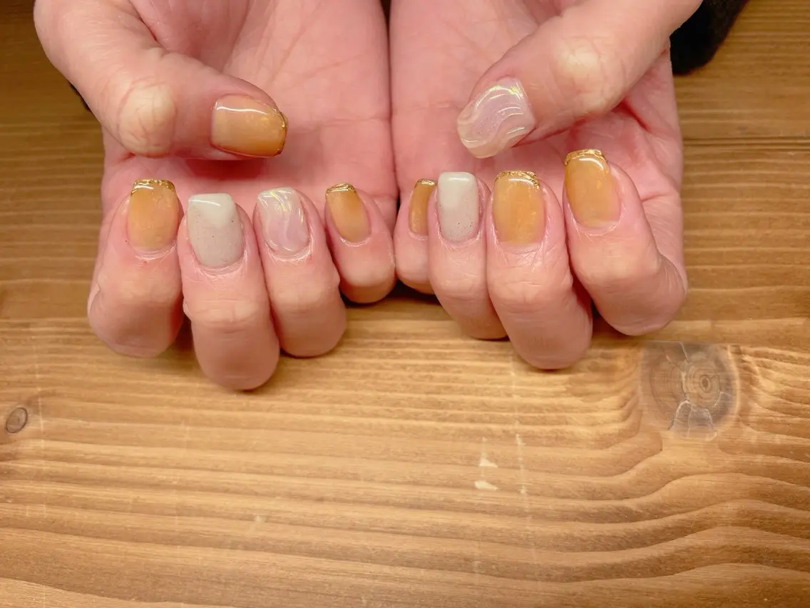 ネイル オーロラネイル 桜ネイル フラッシュネイル フラワーネイル ジェルネイル nailroom OHANA🌴のネイルデザイン