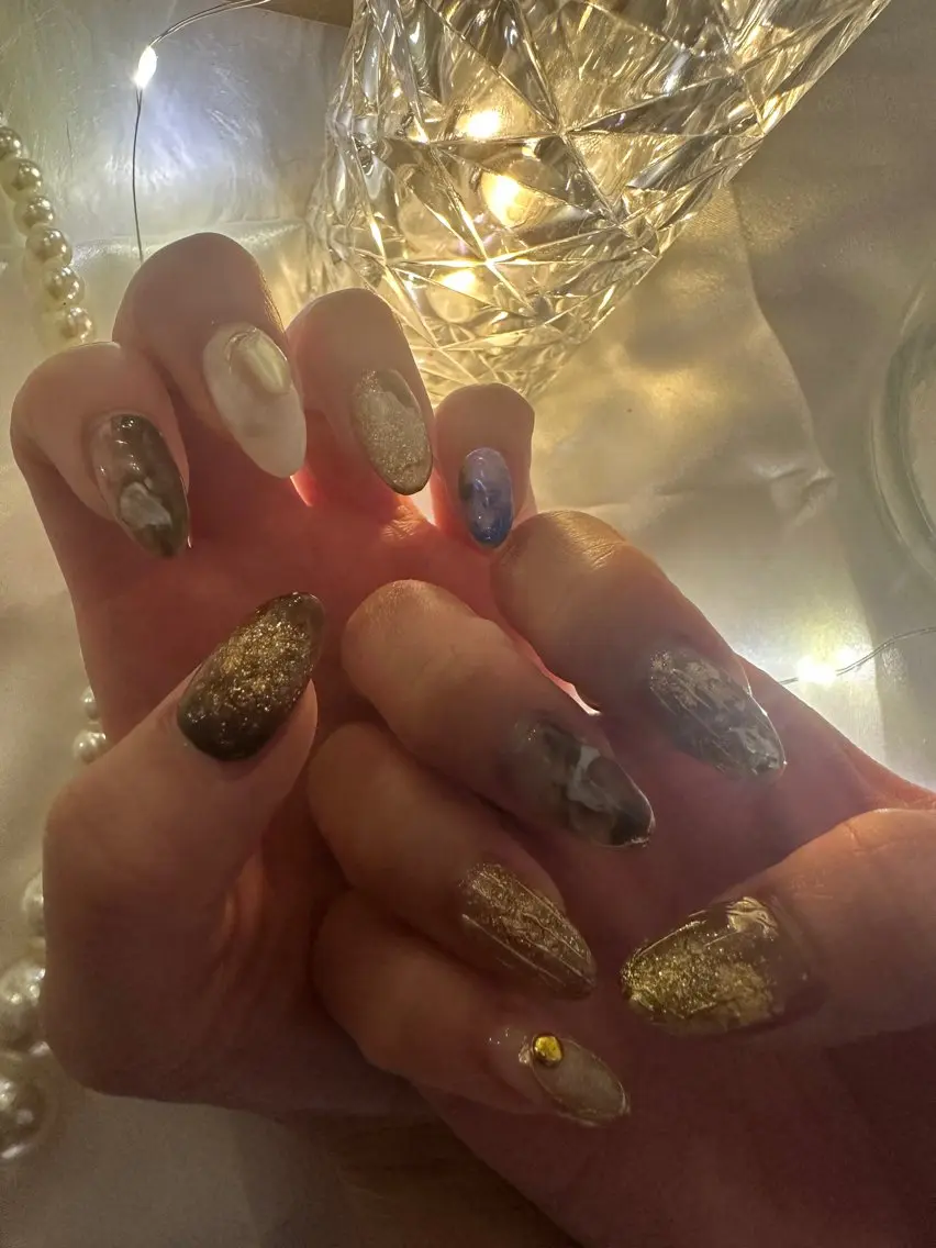 ネイル ニュアンスネイル Nailsalon SKiのネイルデザイン