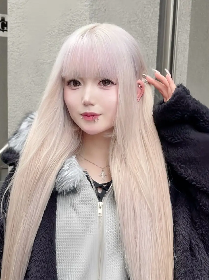 ロング カラー ヘアアレンジ 髪質改善 ロング トリートメント ヘアカラー トリートメント 🥀韓国アイドルヘア haru🥀のヘアスタイル