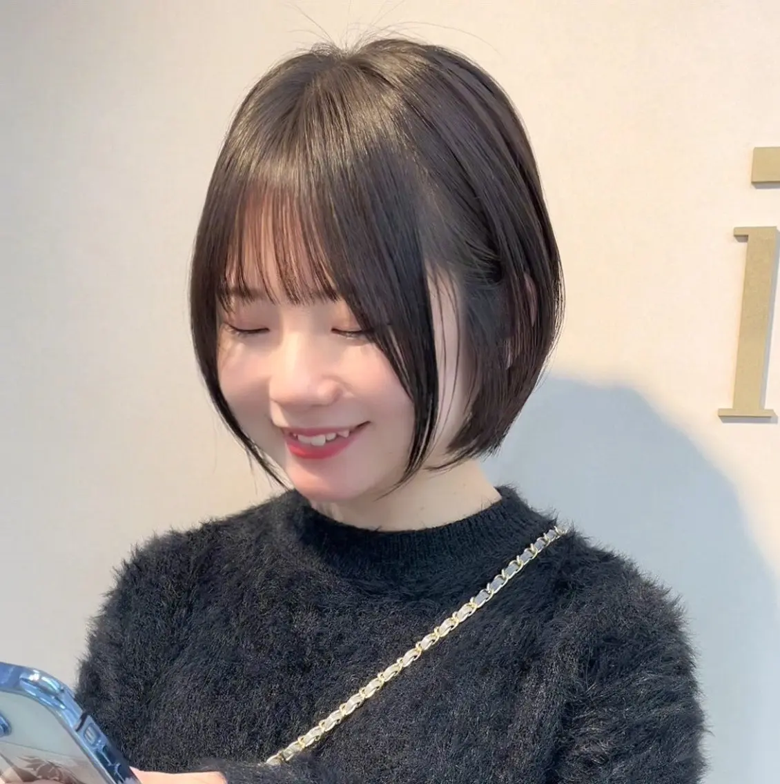 ショート カラー レイヤーカット ハッシュレイヤー特化のヘアスタイル