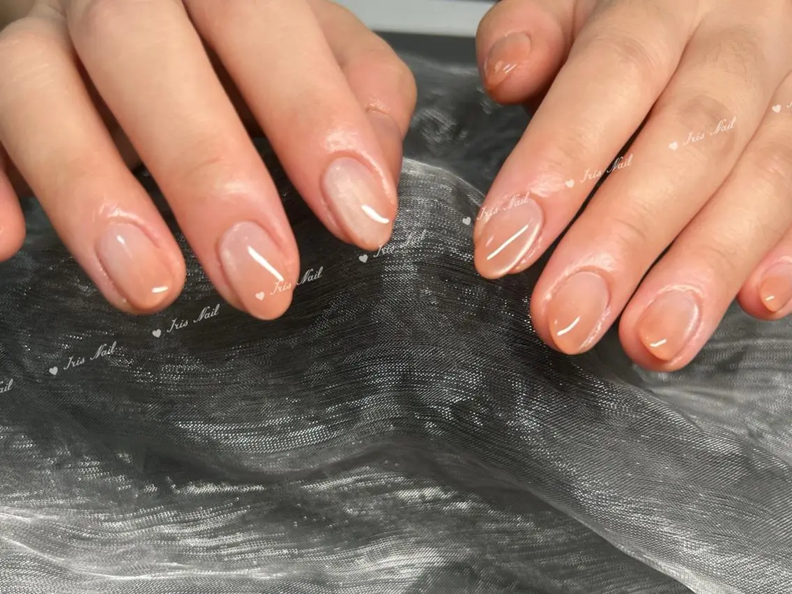ネイル グラデーション マグネットネイル マグネットワンカラー ワンカラーネイル ハンドネイル ハンドケア 🍒IRIS Nail🌸のネイルデザイン