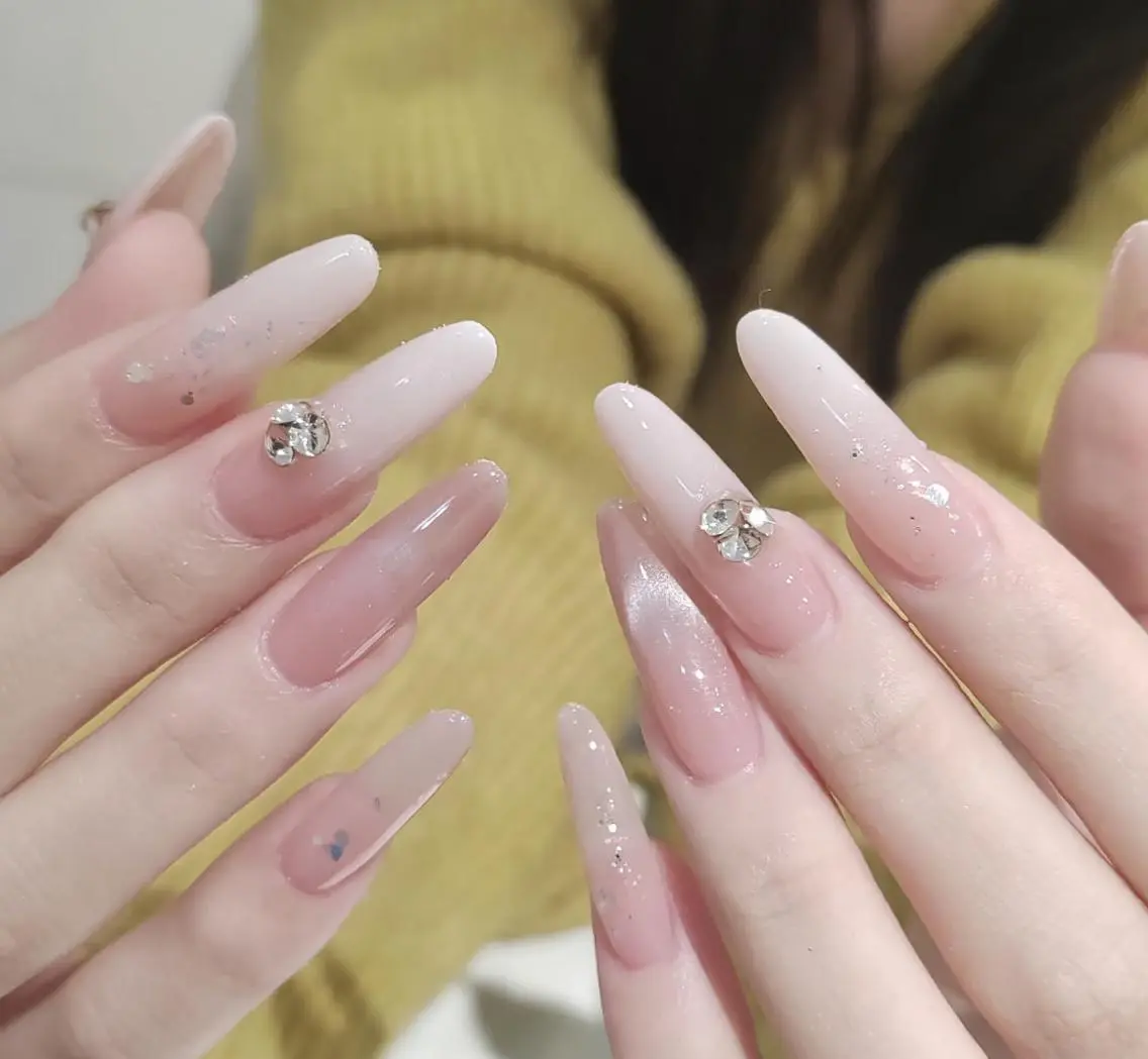 ネイル ハンドネイル Pure&Rich Nailのネイルデザイン