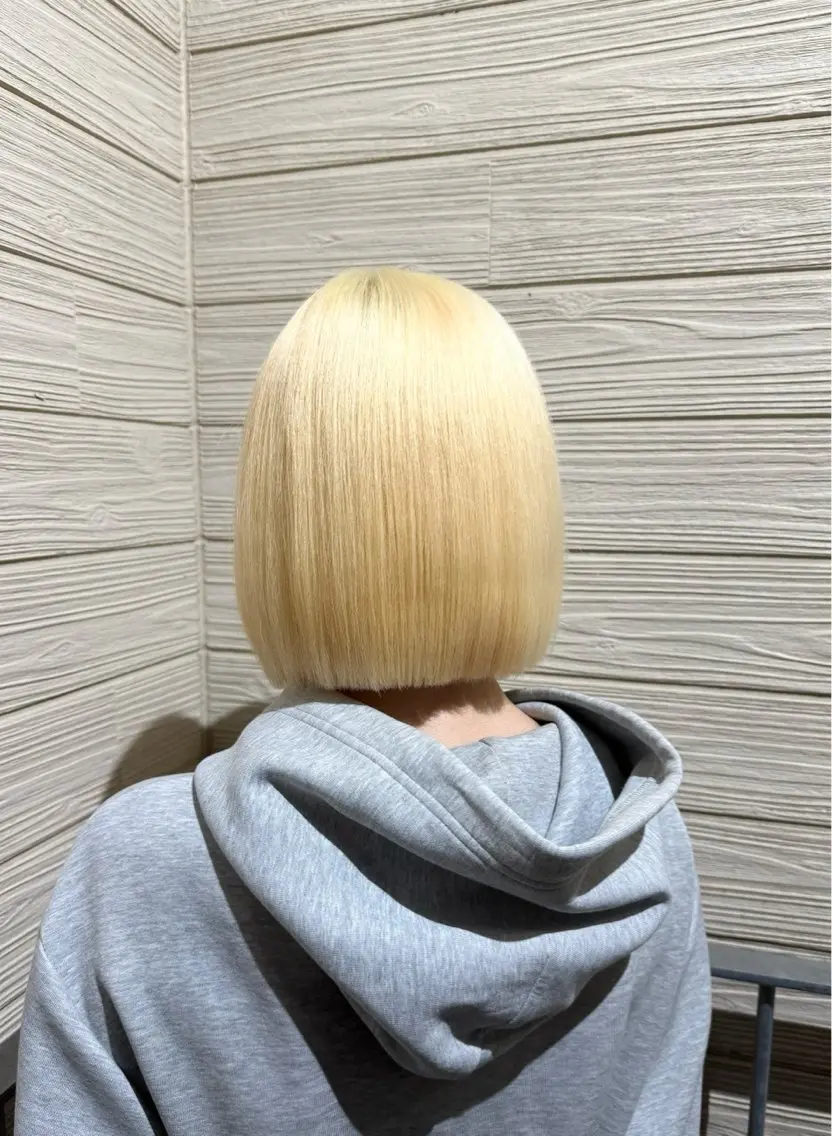 ミディアム カラー ヘアカラー トリートメント ハイトーン・ブリーチ ムラ修正　八須　錬のヘアスタイル