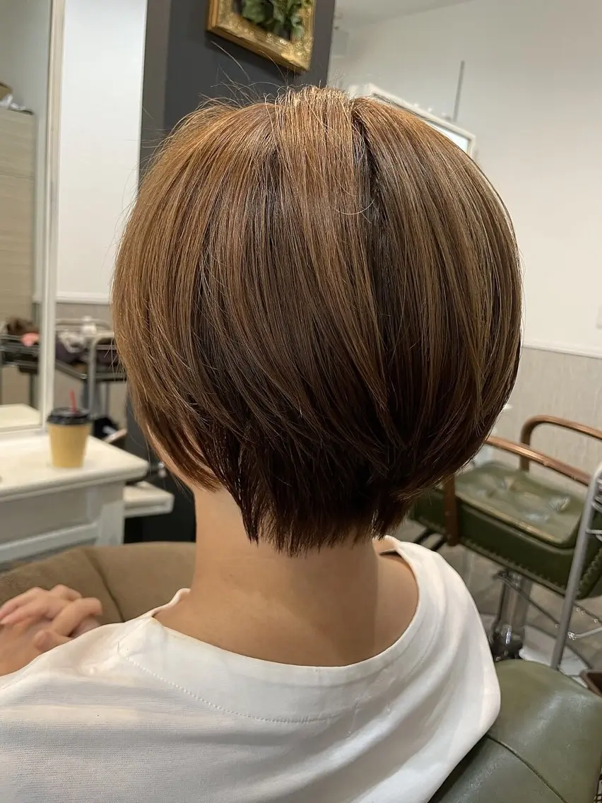 ショート 岩間 渉のヘアスタイル