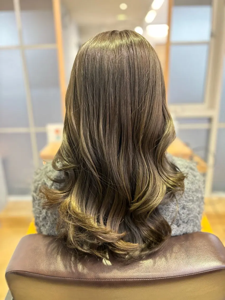 セミロング ♡Eleanor大宮 aya♡のヘアスタイル