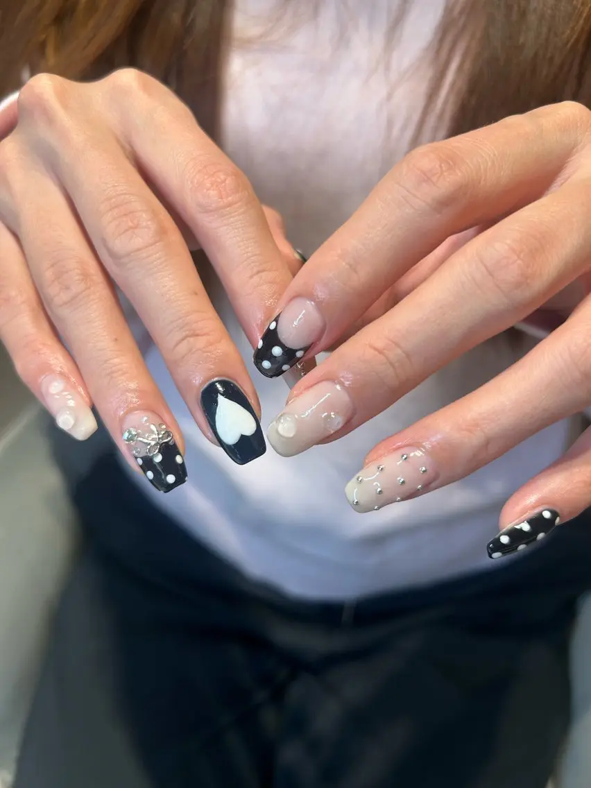 セミロング ハンドネイル Nbibi nail salonのネイルデザイン