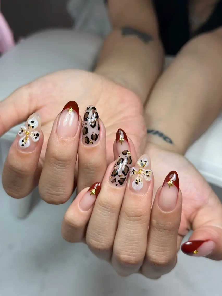 ネイル Isinha Nailsのネイルデザイン