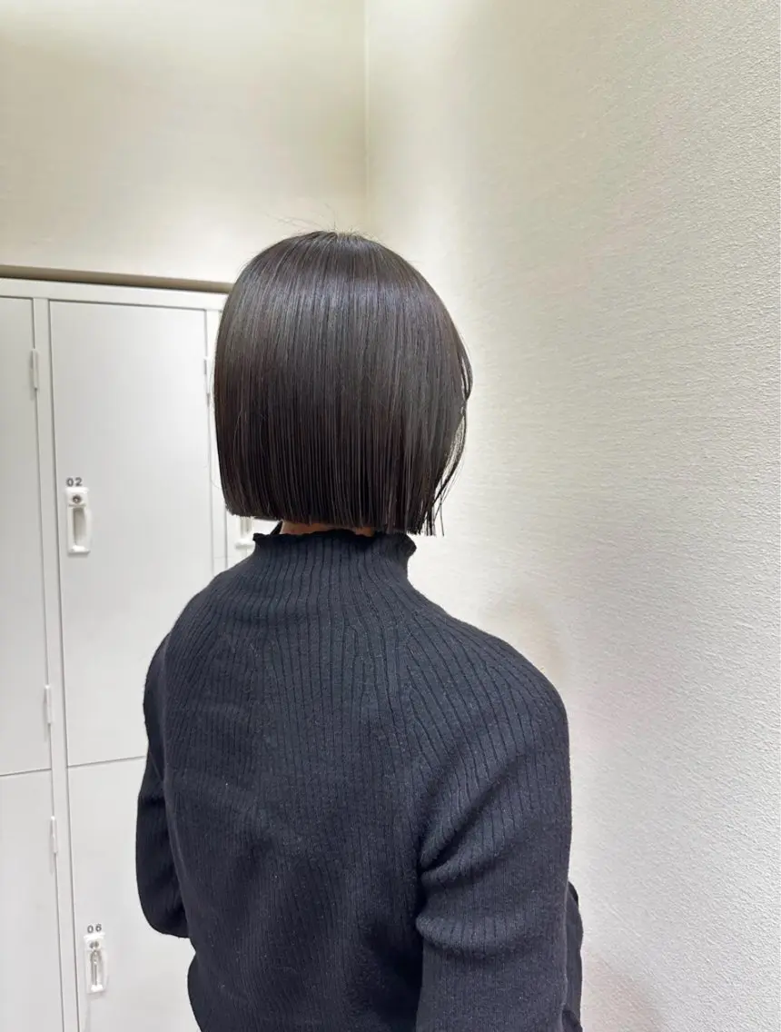 【レディース限定】  18時​〜​  ボブ​〜​ショートのカット＋カラー＋トリートメント付✨️の写真