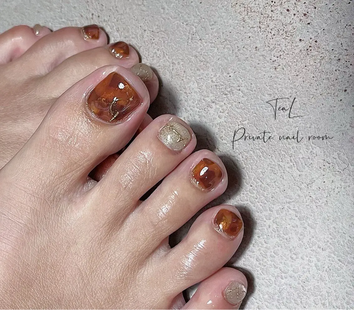 ネイル べっ甲ネイル フットネイル 冬ネイル TeaL nailのネイルデザイン