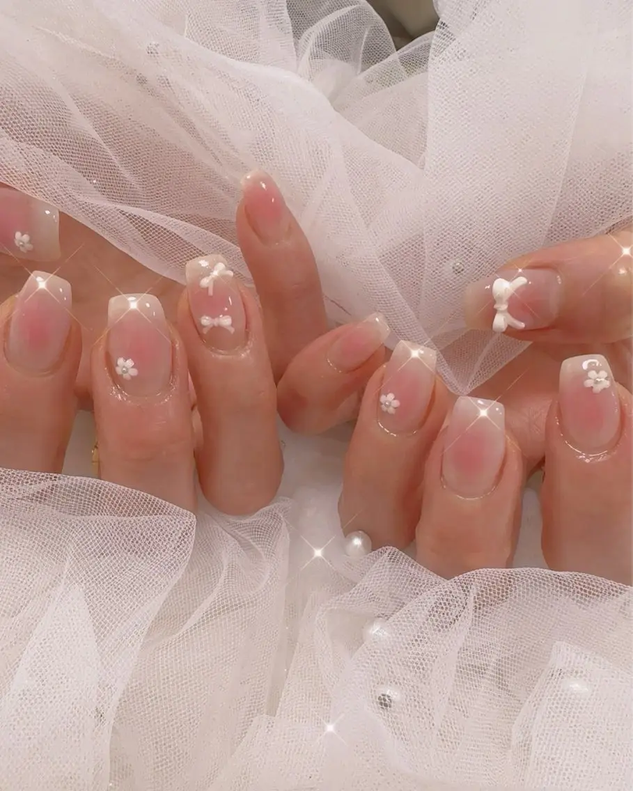 ネイル AmoNail manamiのネイルデザイン