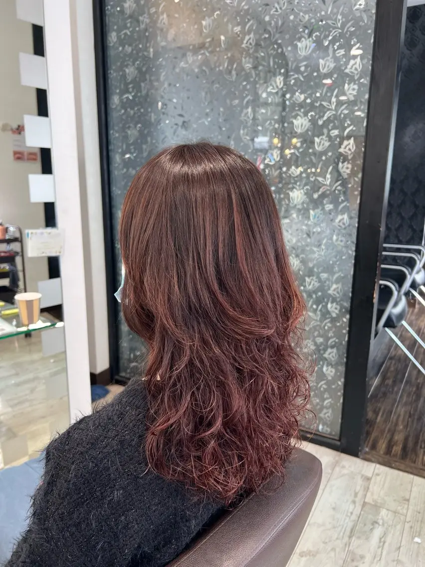 セミロング カラー パーマ kataoka ryotaのヘアスタイル
