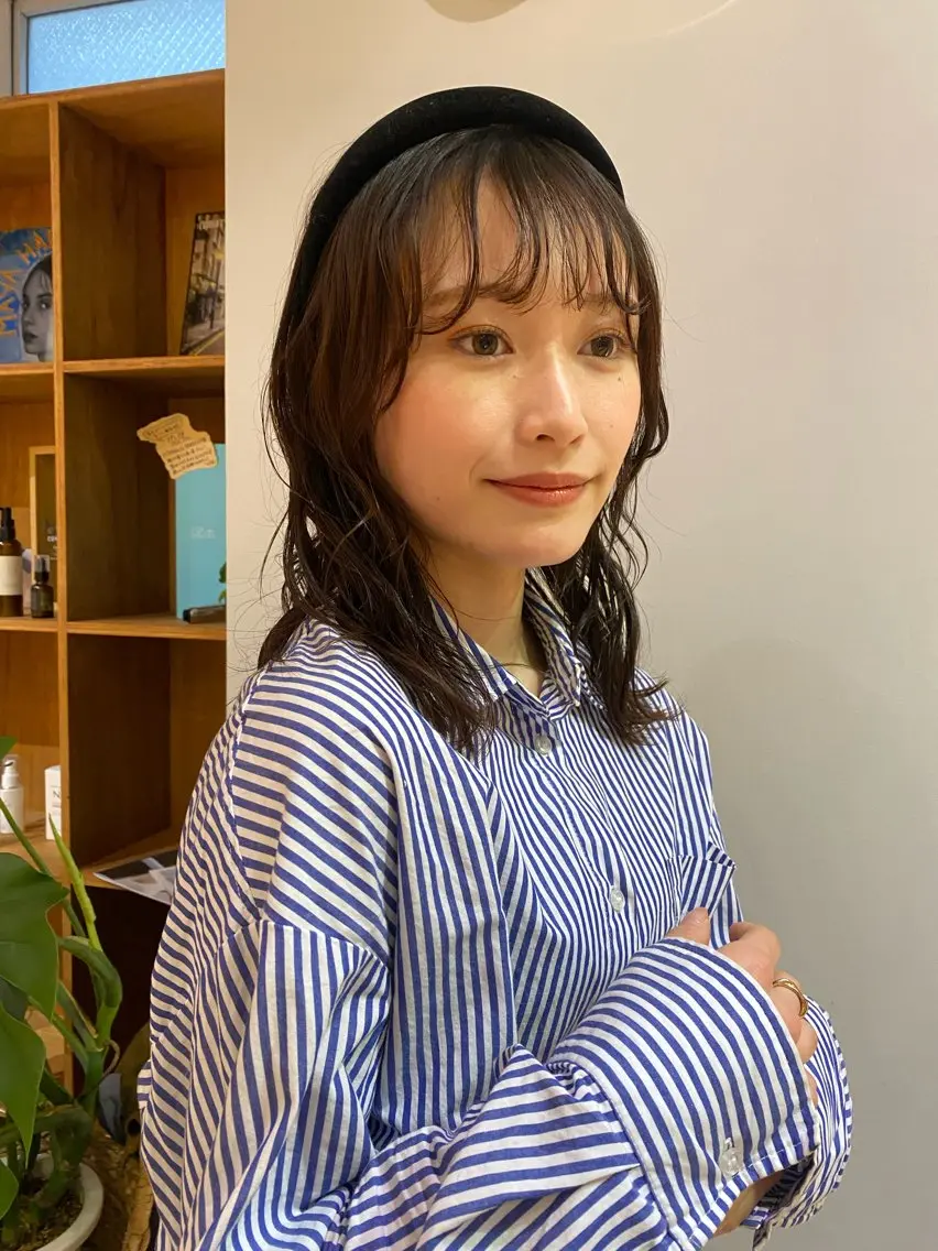 ミディアム ミディアムパーマ カット パーマ トリートメント 大人可愛い♡コテ巻き パーマ🌼杉田 萌恵のヘアスタイル
