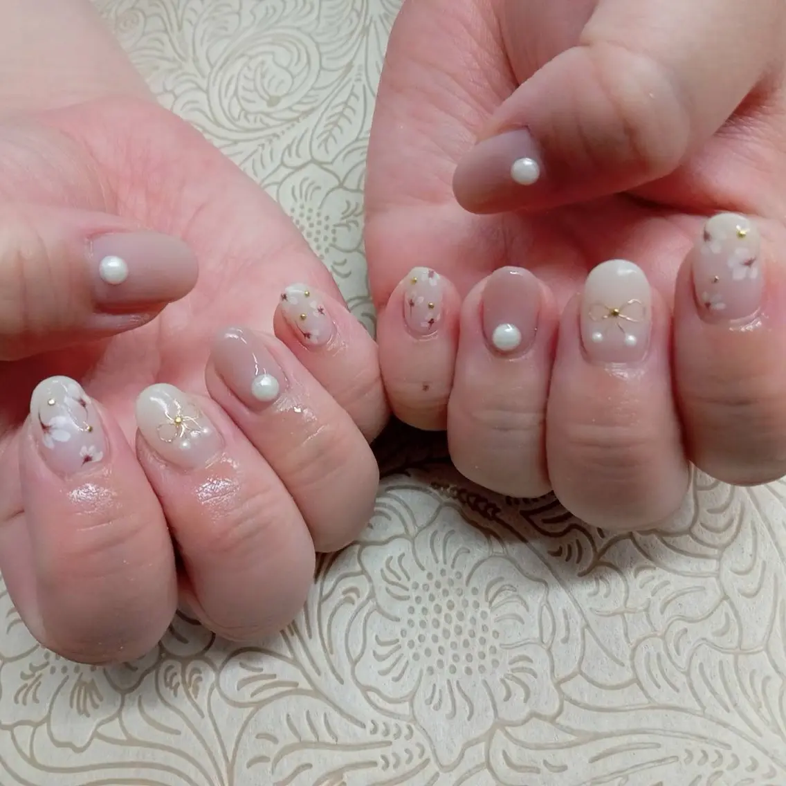 ネイル フラワーネイル precious nail  roomのネイルデザイン