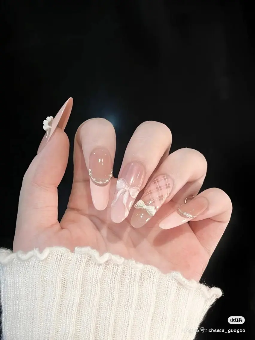 ネイル 韓国ネイル マグネットネイル 持ち込み ハンドネイル Dyo Nail_Royalのネイルデザイン
