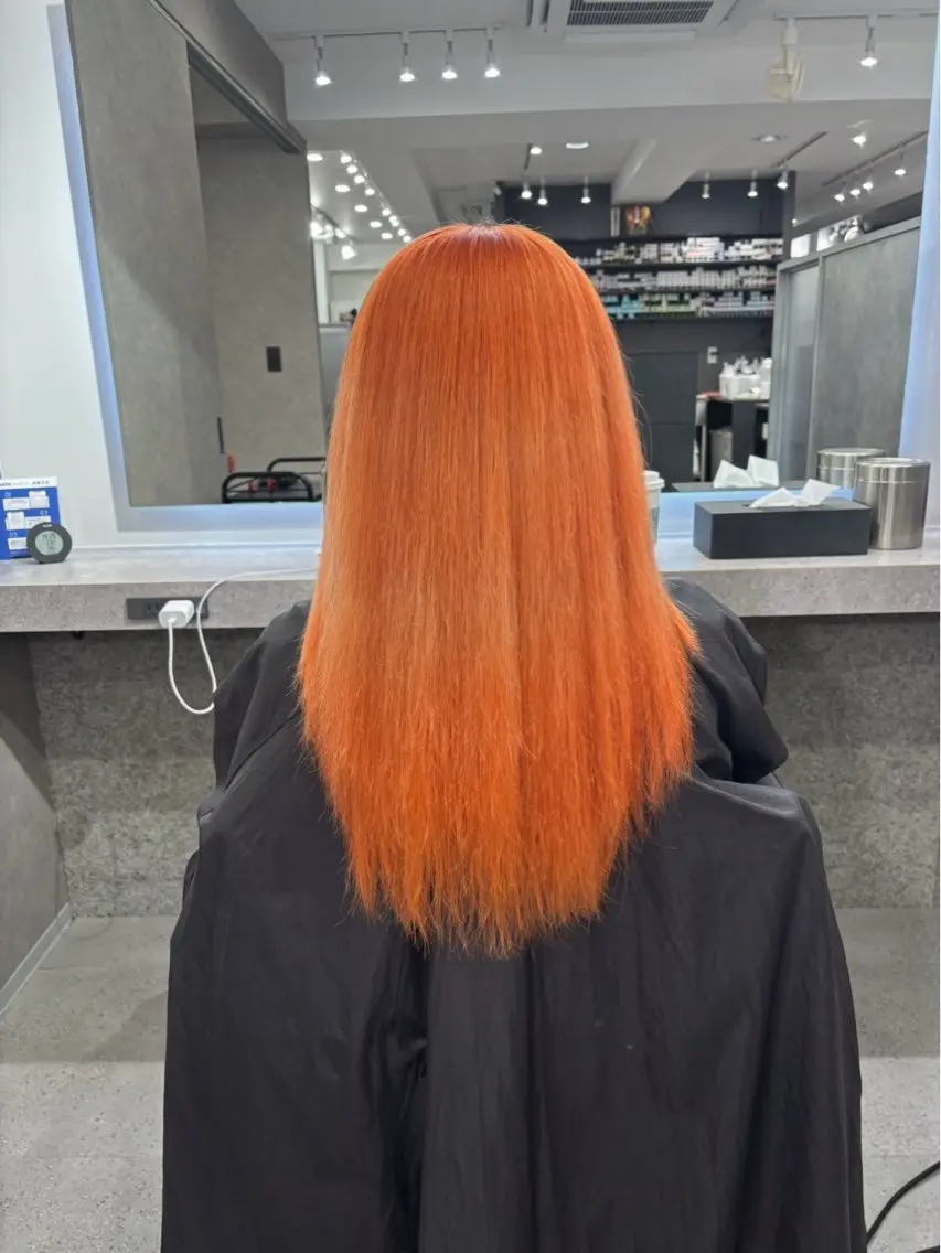 カラー ヘアカラー 伊藤 陽菜のヘアスタイル